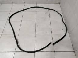 CHEVROLET Chevrolet Corvette C6 Boat Liftgate Seal 20869139 Tailgate Seals — thumbnail 1