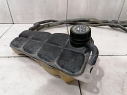 CHEVROLET Chevrolet Corvette C6 Expansion Tank 10304487 Expansion Tank Coolant — thumbnail 3