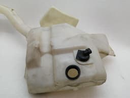 CHEVROLET Chevrolet Corvette C6 Washer Fluid Reservior 19256712 Washer Fluid Reservoir — thumbnail 2
