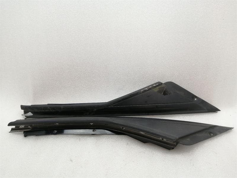 CHEVROLET Chevrolet Corvette C6 Targa Cover Set 15207549 Bezel Set