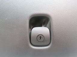 CHEVROLET Chevrolet Corvette C6 Glovebox 10398062 Glove Tray — thumbnail 2