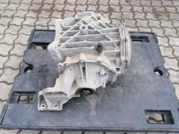 CHEVROLET CHEVROLET CORVETTE C6 Rear Diff 12583200 Differential Rear 2.56 6 Speed Car. — thumbnail 3