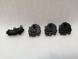 CHEVROLET CHEVROLET CORVETTE C6 Vent Flap Motor 52411997 Servo Motor HVAC Flap 52405614 — thumbnail 1