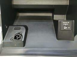 CHEVROLET Chevrolet Corvette C6 Glovebox 10398062 Glove Box — thumbnail 8