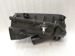 BMW BMW 7 Series F02 F01 Right Airbox CYL 1-6 7566382 Air Filter Box Cyl 1-6 — thumbnail 6