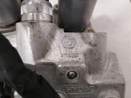 BMW BMW 7 Series F02 F01 Hydraulic Valve 6775258 Hydraulic Valve DYNAMIC DRIVE — thumbnail 6