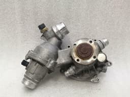 BMW BMW 7 F02 F01 N74B60 760i / Rolls-Royce V12 / Water Pump 11517555214 Water Pump — thumbnail 5
