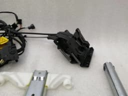 BMW BMW 7 series F02 F01 52109168756 right seat engine set right seat engine set — thumbnail 3