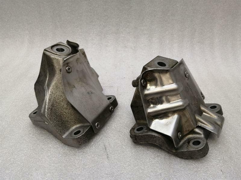 BMW BMW 7 Series F02 F01 N74 760i Engine Mount Set 6777601 Engine Holder Set