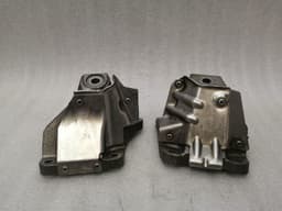 BMW BMW 7 Series F02 F01 N74 760i Engine Mount Set 6777601 Engine Holder Set — thumbnail 2