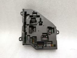 BMW BMW 7 Series F02 F01 Rear Fuse Box 9210857 Fuse Box — thumbnail 3