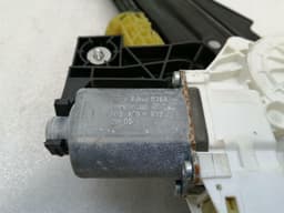 BMW BMW 7 Series F02 F01 Left Rear Door Winder 7182615 Window Regulator Rear Left — thumbnail 5