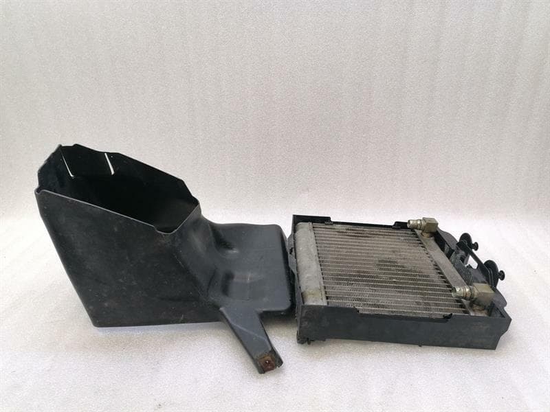 BMW BMW 7 series F02 F01 oil radiator 7570103 oil cooler radiator