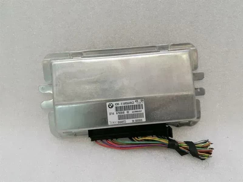 BMW 7 F02 F01 VDC Suspension Module 6792840 VDC Level Control Unit