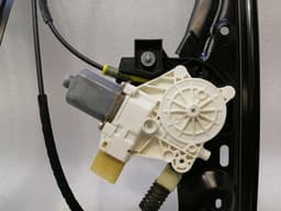 BMW BMW 7 Series F02 F01 Left Front Door Winder 7182085 Window Regulator Front Left — thumbnail 8