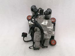 BMW BMW 7 F02 F01 Dynamic Drive Hydraulic Valve 6775258 Hydraulic Valve Suspension — thumbnail 1