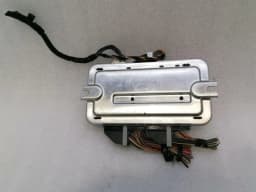 BMW BMW 7 F02 F01 F07 Footwell Light Control Unit 9225712 Light Control Module FRM 3 — thumbnail 5