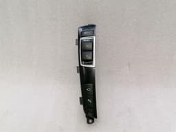 BMW BMW 7 Series F02 F01 PDC / Camera Switch 9201484 PDC / Camera Switch — thumbnail 1