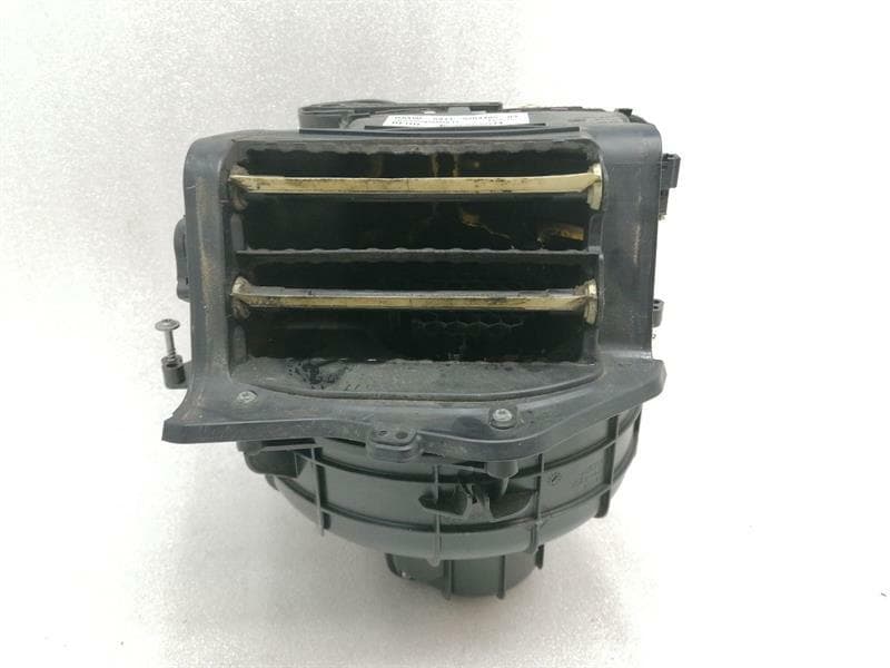 BMW BMW 7 Series F02 F01 Heater Blower 9204485-03 Engine Heater Blower