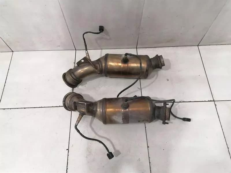 BMW BMW 7 Series F02 F01 Catalytic Converter 18327597966 Catalyst N74 6.6 V12