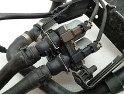 MERCEDES-BENZ Mercedes S-Class W222 Heater Valve A0009820617 Heater Valve — thumbnail 5