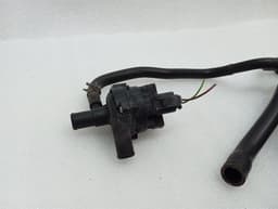 MERCEDES-BENZ Mercedes S-Class W222 Heater Valve A0009820617 Heater Valve — thumbnail 2