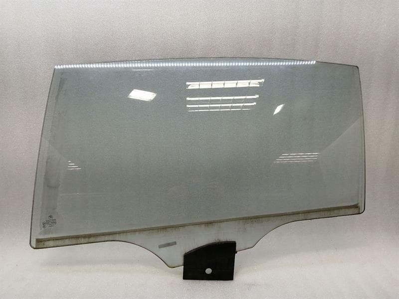BMW BMW 7 F02 left rear door glass double LWB 7182103 door window rear left