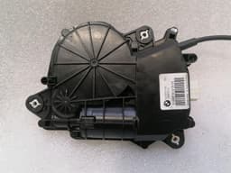 BMW BMW 7 series F02 F01 boat lock 7191213 tailgate lock — thumbnail 2