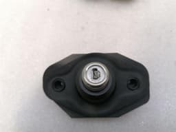 BMW BMW 7 series F02 F01 boat lock 7191213 tailgate lock — thumbnail 9
