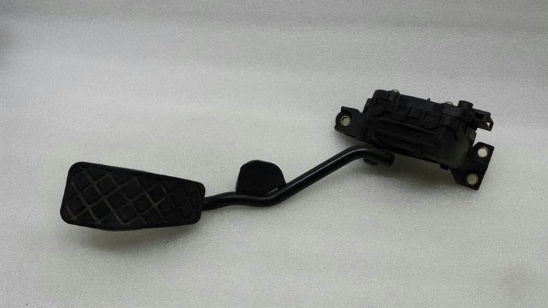 AUDI Audi S6 4B Gas Pedal Electric 8D2721523B Pedal Gas Accelerator Pedal Electric