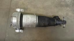 VW 2009 VW TOUAREG 7L6616020A air damper shock airmatic rear rear rear rear rear — thumbnail 7
