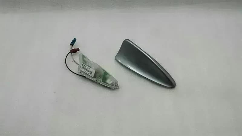 BMW BMW 5 Series E60 E61 Aerial / Antenna 6949373 Antenna