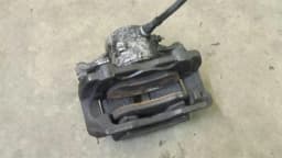 MERCEDES-BENZ 2012 MERCEDES C CLASS BRAKE CALIPER FRONT LEFT A2044212381 BRAKE CALIPER — thumbnail 2