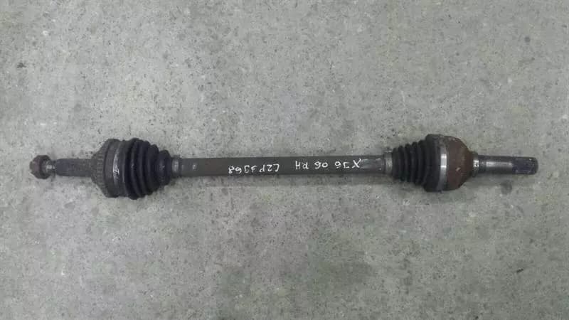 JAGUAR Jaguar XJ Drive Shaft Rear Right C2P3968 Rear Drive Shaft Diesel 2.7 05-07