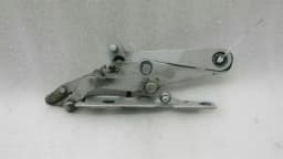 BMW BMW 3 Series E46 Bonnet Hinge RHS 41618200124 Hood Hinge Right — thumbnail 4