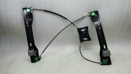 MERCEDES-BENZ Mercedes C Class W204 Right Front Door Winder A2047203179 Front Window Regulator RE — thumbnail 1