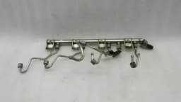 BMW BMW 5 SERIES F07 GT FUEL RAIL 7547599 FUEL INJECTION MOULDING PIPE DISTRIBUTOR N63 CYL 1-4 — thumbnail 1