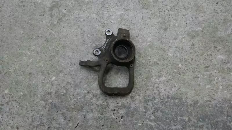 JAGUAR Jaguar XK8 X100 Right Front Hub MJA1628DA Wheel Bearing Housing Front Right