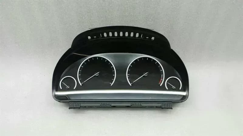 BMW 7 Series F01 Speedometer MPH 9220798 Instrument Cluster 750i V8