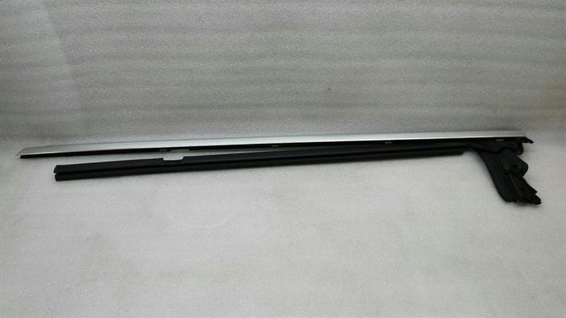 MERCEDES-BENZ Mercedes CLS W219 RRH door chrome strip A2197350465 bay strip rear right