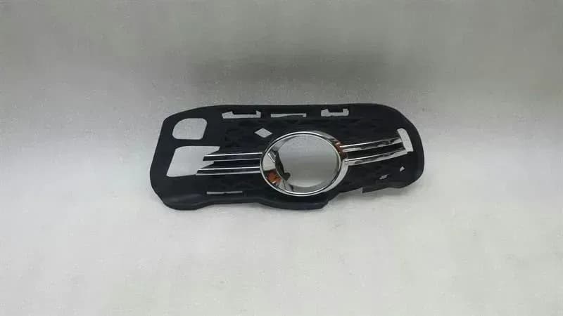 MERCEDES-BENZ Mercedes C Class W204 Front Bumper Grille A2048852223 Bumper Grille Left