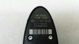 MERCEDES-BENZ Mercedes CLS W219 rear window switch A2118219958 window regulator switch rear — thumbnail 10