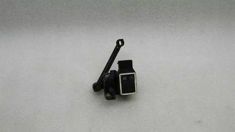MERCEDES-BENZ Mercedes CLS W219 suspension level sensor A0105427717 level regulation xenon