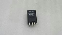VW VW TOUAREG 7L Relay 07Z907281A Relay — thumbnail 4