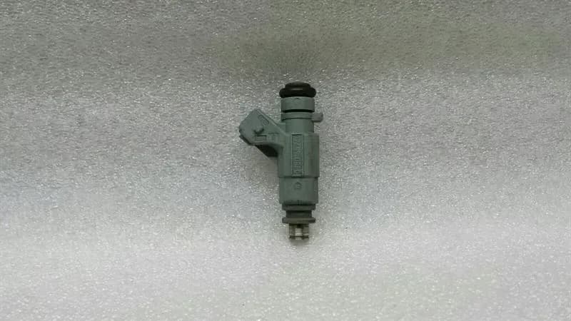 MERCEDES-BENZ Mercedes S Class W220 W210 W215 Injector A1130780049 Injector M113