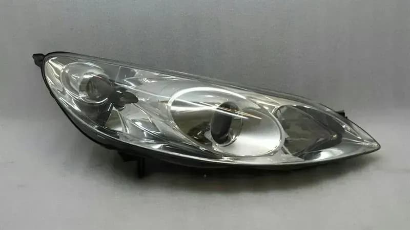 Peugeot 407 right headlight headlight xenon right handlebar RHD