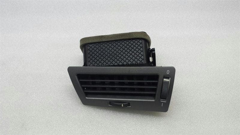 BMW BMW 7 Series E65 E66 Air Vent 7007227 Air Vent Vent Grille Right Hand Drive RHD