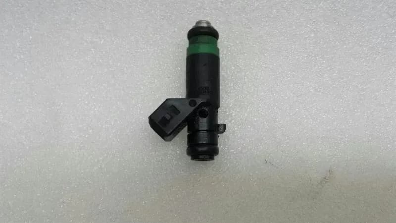 MERCEDES-BENZ Mercedes S-Class W221 Injector A2750780249 Injection Nozzle M275 V12