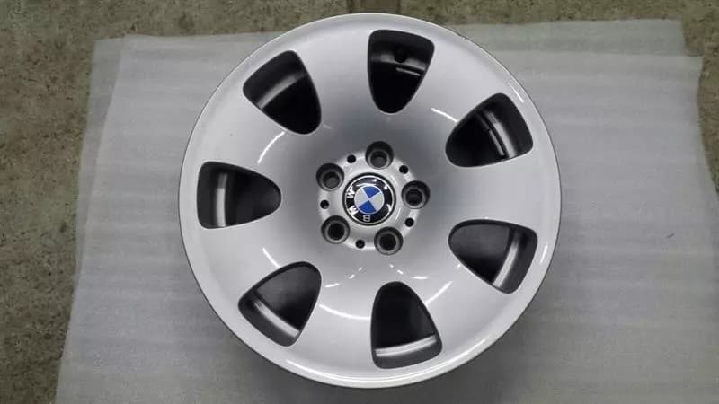 BMW BMW 7 Series E65 E66 Original BMW Alloy Rim 17-Inch 36116765144 BWM Alloy Wheel