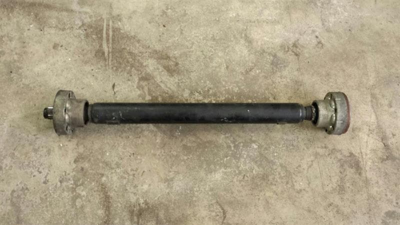 VW 2009 Volkswagen Touareg Propshaft 7L6521101G Propshaft